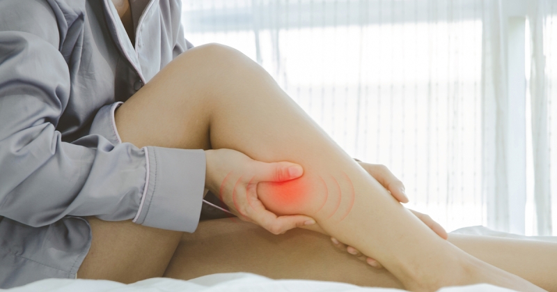 허리통증보다 더 고통스럽다는 허리디스크 다리 저림 원인과 치료법