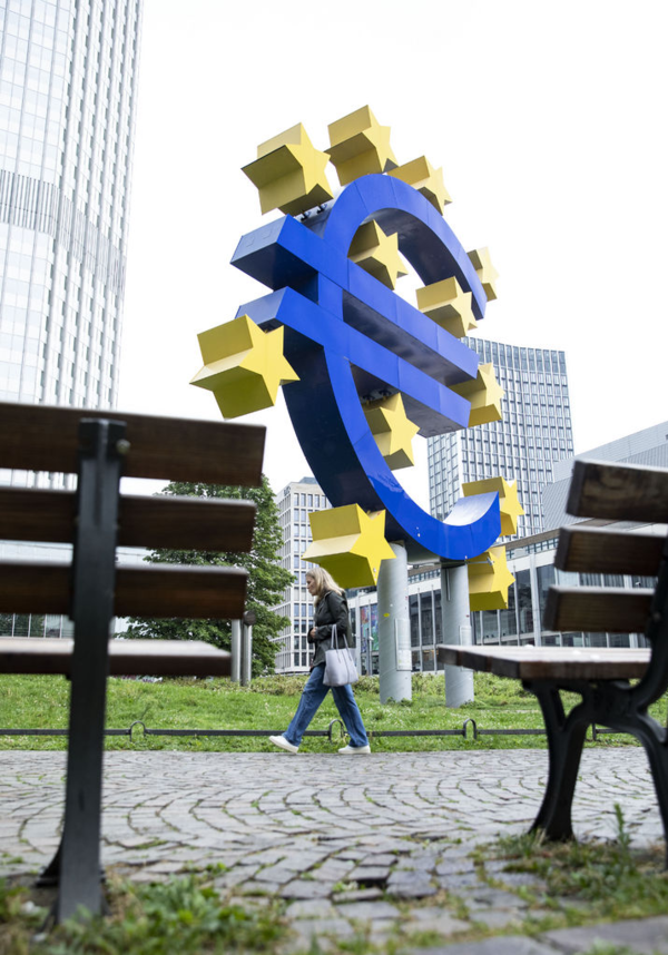 댓글 : ECB, 6월 금리 인하 가능성 제기···반면 美연은 총재 “금리 인상 배제 못 해” [미리 읽는 투코]