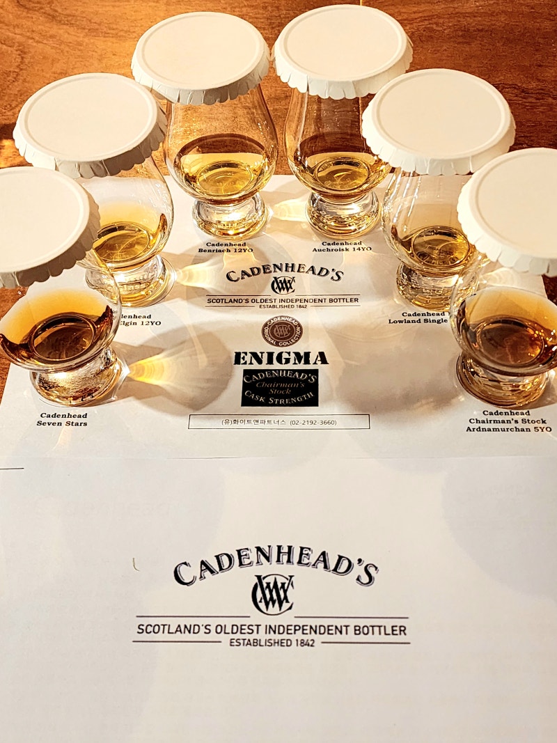 Cadenhead's Classic Whisky (카덴헤드 클래식 위스키)